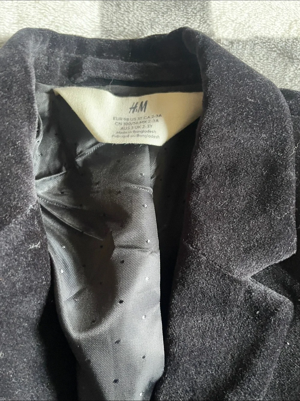 H&M Toddler Black Velvet Blazer - Classic Two-Button Jacket size 2-3Y